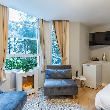 Sylish Studio Apartment Close To Station Brighton ภายนอก รูปภาพ