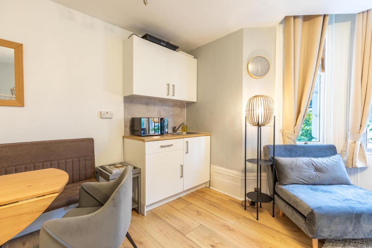 Sylish Studio Apartment Close To Station Brighton ภายนอก รูปภาพ
